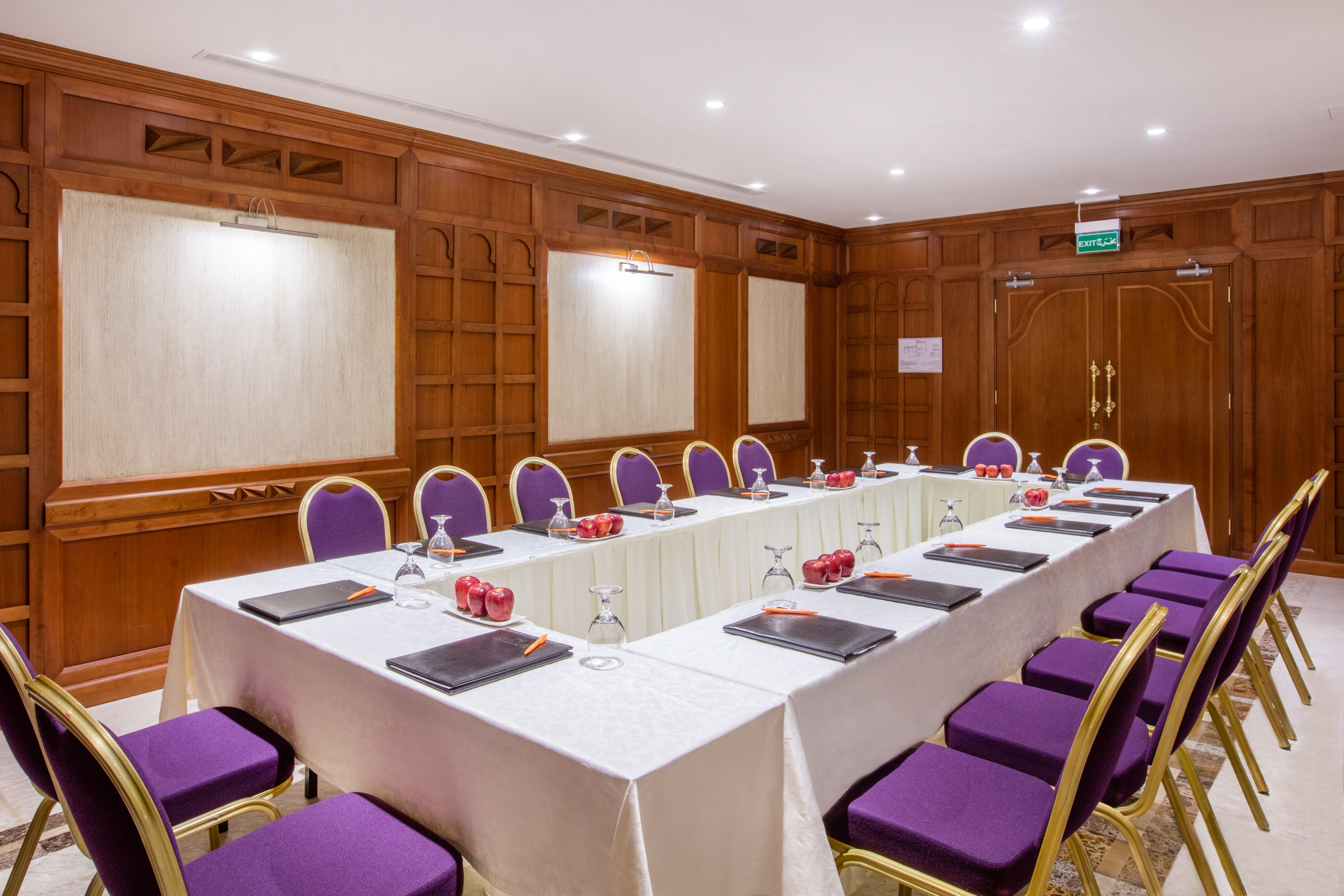 Crowne Plaza Jordan Dead Sea Resort & Spa By Ihg Sweimeh Luaran gambar Meeting room